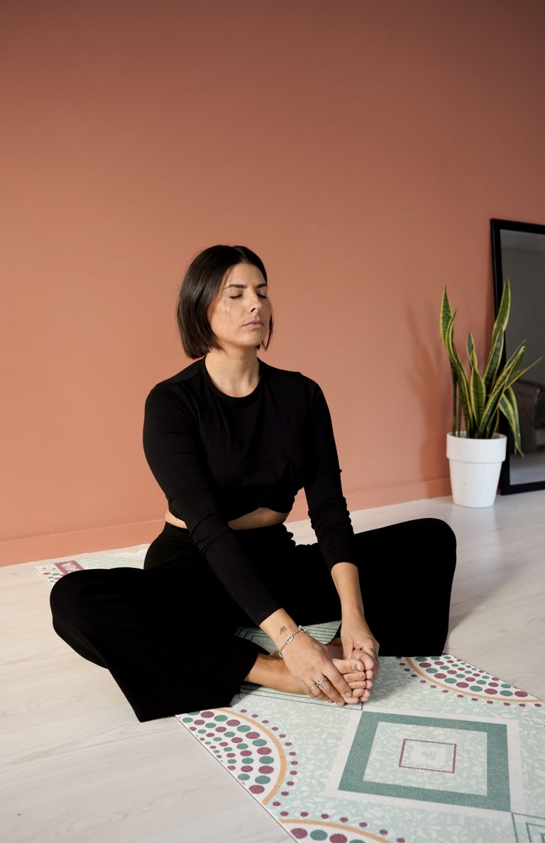 Cours de yoga pilates prental post natal DeGasquet Bourgoin-Jallieu méditation relaxation